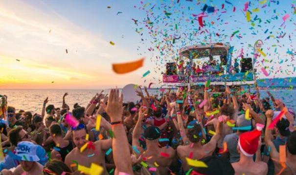 boat party barcelona
