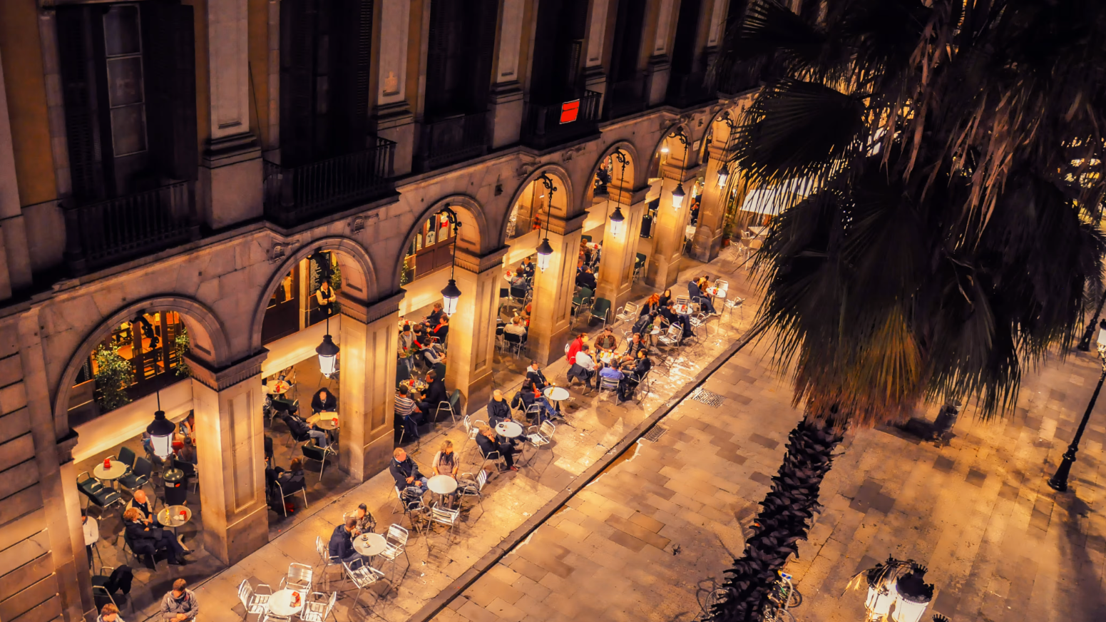 what to do in barcelona at night